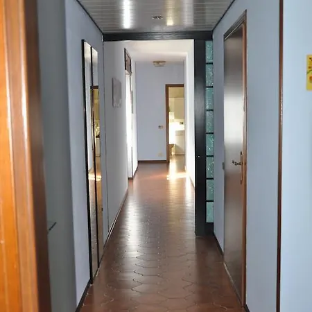 Nyaraló A Suli *